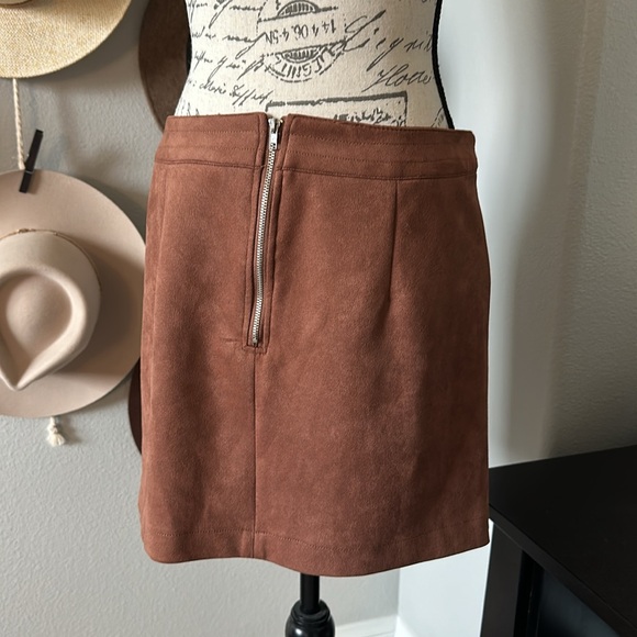 JACK Mini Skirt Faux Suede - Picture 3 of 7